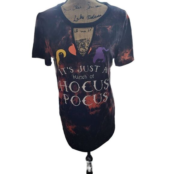 Hocus Pocus  - Picture 1 of 6